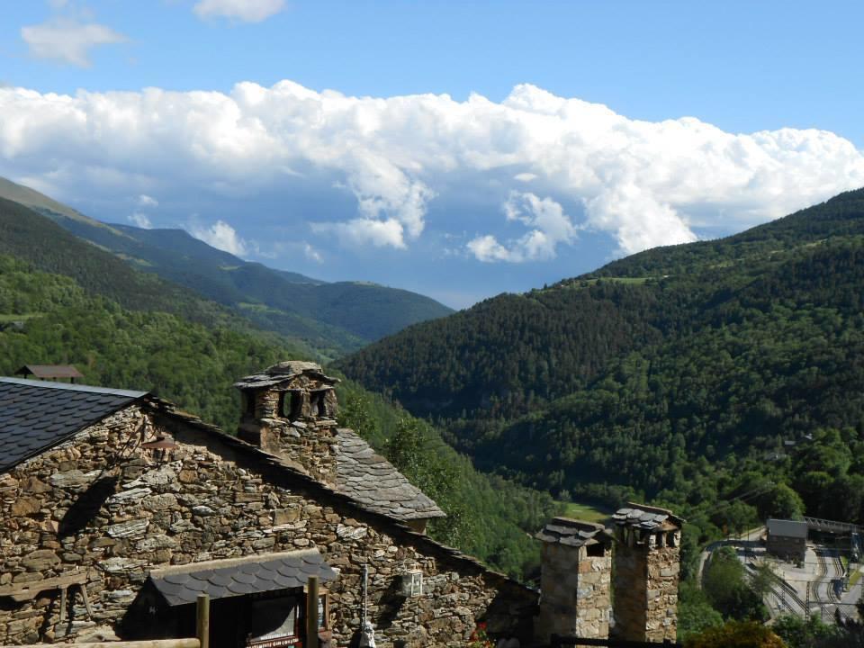 Masia Can Constans Queralbs Exterior foto